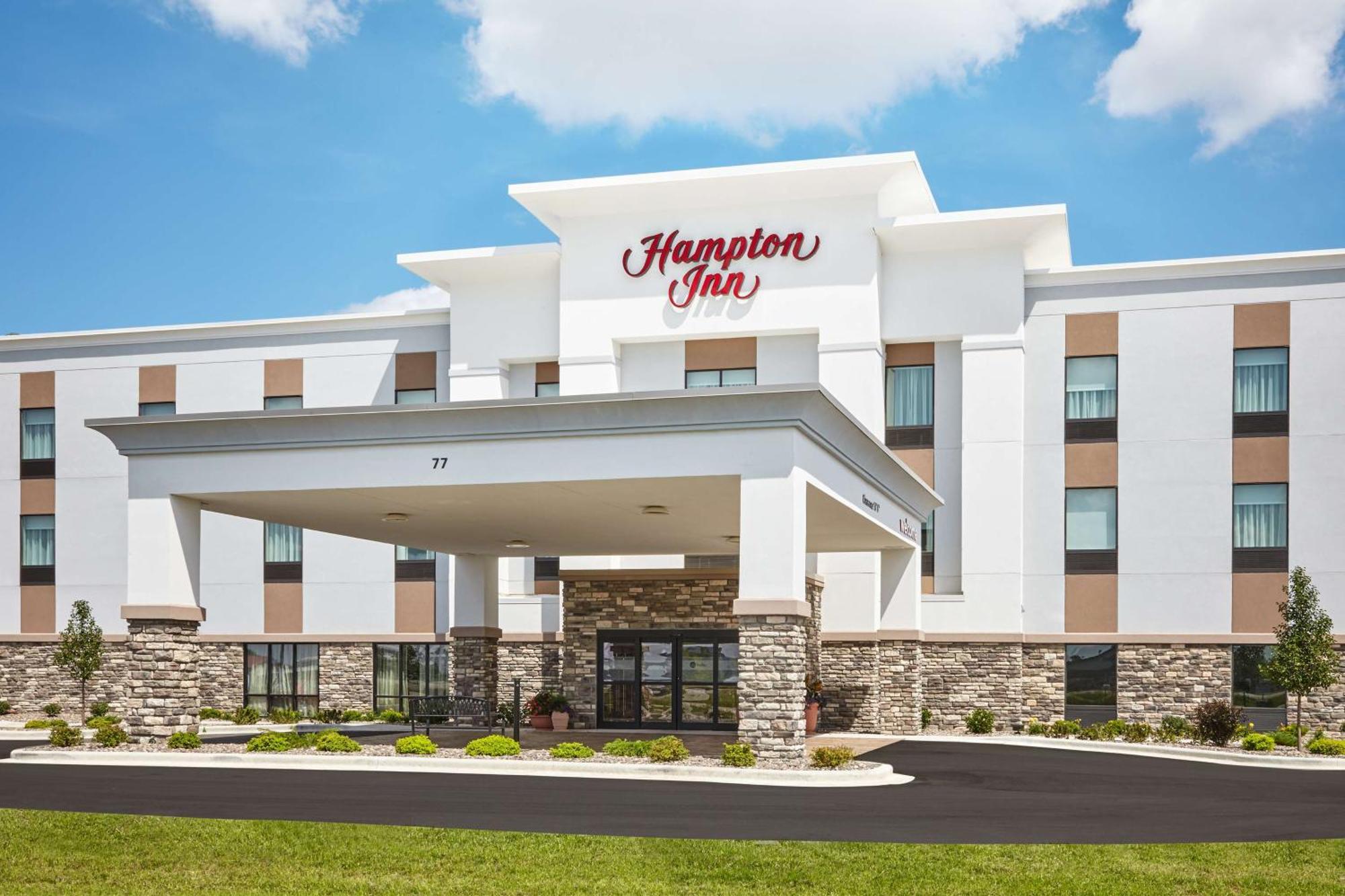 Hampton Inn Fond Du Lac Exterior photo